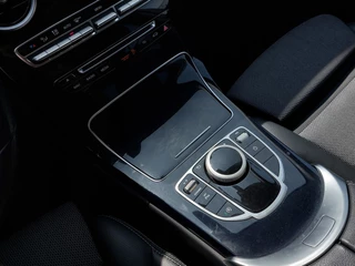 Mercedes-Benz C-Klasse Mercedes-Benz C-Klasse 180 156pk Automaat Business Solution Plus | Origineel NL | Navi | Clima | Cruise | Led Koplampen | Pdc V+A+Assist+Camera | Dodehoek+Licht+Regensensor | Privacy Glass | 18''lm - afbeelding nr 14