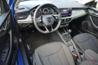 Škoda Kamiq Skoda Kamiq 1.5 TSI ACT BLACKLINE / LED / Clima / Stoelverwarming / CarPlay - afbeelding nr 13