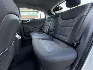 Hyundai IONIQ Hyundai IONIQ Comfort EV | Navigatie | Acheruitrijcamera - afbeelding nr 11