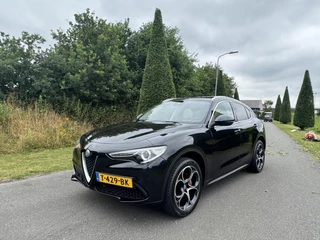 Alfa Romeo Stelvio Alfa Romeo Stelvio 2.0 T Q4 Luxery, 320pk, 20