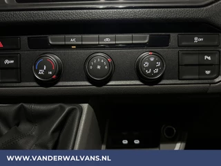 Volkswagen Crafter Volkswagen Crafter 2.0 TDI L3H2 L2H1 Euro6 Airco | Camera | Apple Carplay | Android Auto | Parkeersensoren Bijrijdersbank - afbeelding nr 7
