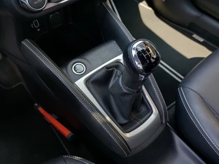 Nissan Micra Nissan Micra 1.0 IG-T 101pk N-Sport | 1ste Eigenaar | Navi | Apple Carplay+Android Auto | Clima | Cruise | Keyless Entry | Pdc+Camera | Licht+Regensensor | Mistlampen | Privacy Glass | 17''lm - afbeelding nr 19