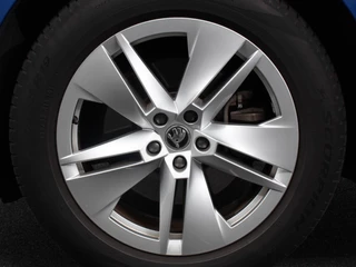 Škoda Enyaq iV Skoda Enyaq iV 60 Airco Navi Carplay Adaptive Cruise Control Park Pack + Camera Full LED Stoel/Stuurverwarming - afbeelding nr 36