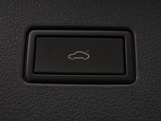Volkswagen Passat Volkswagen Passat Variant 1.5 TSI HL Bns R | Panoramadak | Leder | Keyless |  Stoelverwarming | Carplay | Adaptive Cruise | Elektrische achterklep - afbeelding nr 12