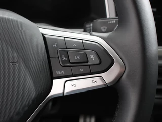Volkswagen Polo Volkswagen Polo 1.0 TSI Move  Navigatie App Connect / Android Auto / Apple Carplay Climate Control Parkeer sensoren Lichtmetalen Velgen Dab Digitale Cockpit - afbeelding nr 18
