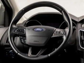 Ford Focus (APPLE CARPLAY, NAVIGATIE, LM VELGEN, PARKEERSENSOREN, SPORTSTOELEN, CRUISE, ELEK PAKKET, NIEUWSTAAT) - afbeelding nr 17