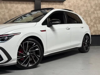 Volkswagen Golf Volkswagen Golf 2.0 TSI GTI | Pano | ACC | HUD | Camera | Stoelverwarming - afbeelding nr 5