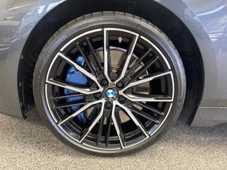 BMW 1 Serie BMW 1 Serie M135I X-Drive High Executive 306pk Kuipstoel Hud Incl 12Mnd Garantie - afbeelding nr 11