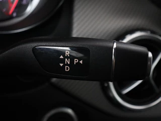 Mercedes-Benz GLA Mercedes-Benz GLA-klasse 180 CDI Lease Edition | Camera | Half leder | Trekhaak | Navigatie | Xenon | Cruise control | Bluetooth | Park Assist | Airco | Bluetooth - afbeelding nr 17