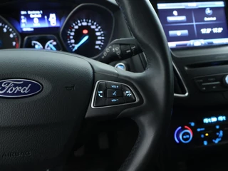 Ford Focus Ford Focus 1.0 Titanium Edition Navi | Camera | Trekhaak - afbeelding nr 16