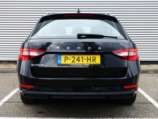 Škoda Superb - afbeelding nr 4