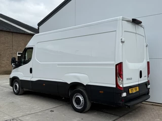 Iveco Daily Iveco Daily 35S14 2.3 L2H2 Airco Cruise 3.5ton Trekgewicht Lucht geveerde stoel - afbeelding nr 2