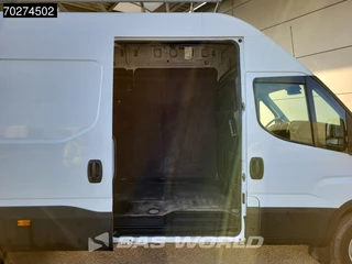 Iveco Daily Iveco Daily 50C17 3.0L 170PK Automaat Dubbellucht 3,5t Trekhaak Imperiaal Airco L4H3 L3 18m3 Airco Trekhaak - afbeelding nr 8