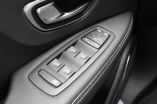 Renault Grand Scénic Renault Grand Scénic 1.3 TCe Bose Automaat | BOSE | 5 Pers | Trekhaak | AGR-Stoelen | Climate Control | Cruise Control | - afbeelding nr 18