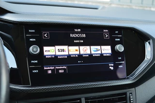 Volkswagen T-Cross Volkswagen T-Cross 1.0 TSI Life Business Rijklaarprijs-Garantie Apple CarPlay airco 16 Inch - afbeelding nr 16