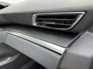 Peugeot 3008 Peugeot 3008 1.2 PureTech Allure Carplay Cruise Pdc Clima Navigatie Goed onderhouden! - afbeelding nr 36