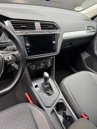Volkswagen Tiguan Volkswagen Tiguan 1.5 TSI ACT Comfortline Business Automaat - afbeelding nr 46