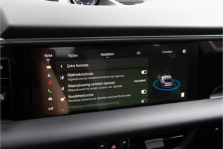 Porsche Macan Porsche Macan 4 100 kWh Panorama, Trekhaak, 22