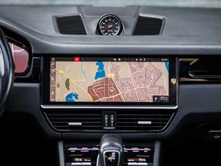 Porsche Cayenne Porsche Cayenne 3.0 V6 340PK Pano Stoelkoeling Bose ACC Sport Chrono Led Matrix 360 Camera Softclose Luchtvering - afbeelding nr 46
