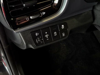 Kia Stonic Kia Stonic 1.0 T-GDi DynamicPlusLine 1e Eig! |HLeer|Clima|Nav - afbeelding nr 31