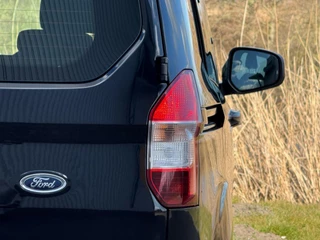 Ford Tourneo Courier Ford Tourneo Courier 1.0 Ecoboost 100pk Trend - Shadow Black - Airco - Topstaat - afbeelding nr 5