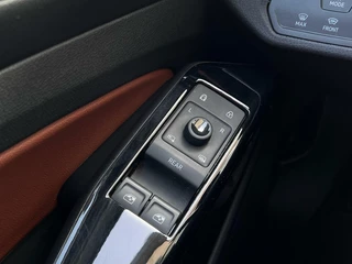 Volkswagen ID.4 Volkswagen ID.4 Pro 77 kWh | Voorklimatisering | Stoelverwarming | Stuurwielverwarming | Camera voor/achter | LED | Adaptive Cruise Control | Apple Carplay/Android Auto | Rijstrooksensor | Trekhaak | - afbeelding nr 15