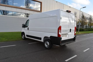 Peugeot Boxer Euro 6 Nieuw auto registratie 2024/ GEEN BPM/ L2H2 / achteruitrijcamera verzwaard verenpakket, pakket City plus - afbeelding nr 18