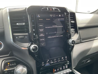 Dodge Ram 1500 Dodge Ram 1500 5.7 V8 4x4 Crew Cab Laramie Pano Full Navi SideSteps Trekhaak Luchtvering - afbeelding nr 49