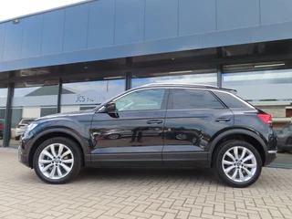 Volkswagen T-Roc Volkswagen T-Roc 1.5 TSI DSG Style Bns Ecc Nav Pano Led Trekhaak 2021 - afbeelding nr 4