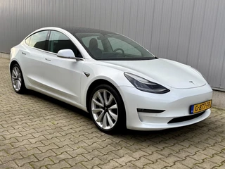 Tesla Model 3 - afbeelding nr 2