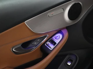 Mercedes-Benz C-Klasse Mercedes-Benz C-Klasse Coupé 200 AMG [SFEERVERLICHTING, APPLE CARPLAY, ANDROID, CAMERA, VOL LEDER, CRUISE, STOELEN ELEKTRISCH, FLIPPERS, NIEUWSTAAT] - afbeelding nr 13