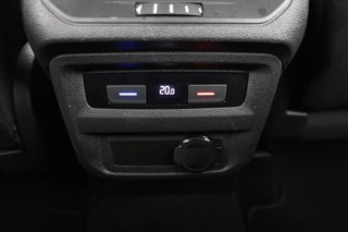 Volkswagen Tiguan Volkswagen Tiguan 1.4 TSI eHybrid Life | Stoel & stuurverwarming |  Carplay | Adaptive cruise | Full LED | Navigatie | Parkeerhulp | Active Info Display - afbeelding nr 29