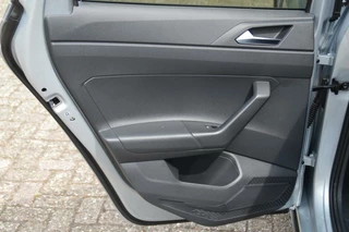 Volkswagen Taigo Volkswagen Taigo 1.0 TSI 110 pk Life Business - afbeelding nr 63