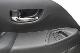 Toyota Aygo Toyota Aygo 1.0 VVT-i x-Joy Handgeschakeld | Automatische airconditioning | - afbeelding nr 13