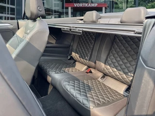 Volkswagen T-Roc Volkswagen T-Roc Cabrio 1.5 TSI DSG R-LINE TREKHAAK/CAMERA/LEDER/BEATS-AUDIO/NAVI/ACC/CARPLAY - afbeelding nr 12