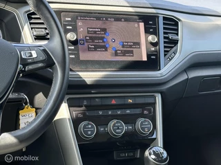 Volkswagen T-Roc Volkswagen T-Roc 1.5 TSI Style + APPLE CARPLAY - afbeelding nr 11