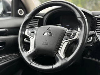 Mitsubishi Outlander Mitsubishi Outlander 2.4 PHEV Intense+ | Panorama | Apple Carplay | Trekhaak | - afbeelding nr 23