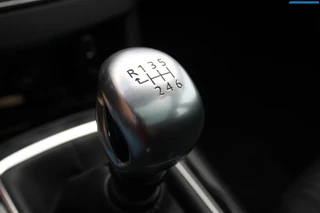 Peugeot 308 Peugeot 308SW 1.6 BlueHDI | Stoelverwarming | Panoramadak | Trekhaak - afbeelding nr 12