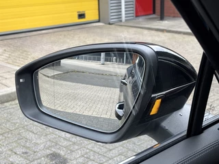 Volkswagen Tiguan Volkswagen Tiguan 1.5 eHybrid R-Line Edition Pano Keyless Matrix 360° 19'' BTW - afbeelding nr 23