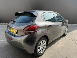 Peugeot 208 Peugeot 208 1.2 PureTech Active - afbeelding nr 9