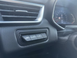 Renault Clio Renault Clio 1.0 TCe Intens|Groot NAV |360Cam|Afn Trek| BTW - afbeelding nr 13