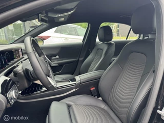 Mercedes-Benz A-Klasse Mercedes A-klasse 180 Luxury Line / Navigatie / Camera / Etc - afbeelding nr 6