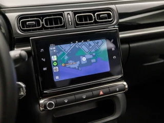 Citroën C3 Citroën C3 1.2 PureTech C-Series Automaat (APPLE CARPLAY, GROOT NAVI, CRUISE, PARKEERSENSOREN, SPORTSTOELEN, LANE ASSIST, LED KOPLAMPEN, NIEUWSTAAT) - afbeelding nr 28