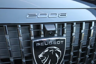 Peugeot 2008 Peugeot 2008 1.2 130PK AUTOMAAT GT PACK | ELEKTRISCH BEDIENBARE BESTUURDERSSTOEL | NAVIGATIE | FULL LED KOPLAMPEN | DRAADLOZE APPLE CARPLAY/ANDROID AUTO | ADAPTIVE CRUISE CONTROL | CAMERA VOOR + ACHTER | CLIMATE CONTROL | LICHTMETALEN VELGEN 17
