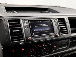 Volkswagen Transporter (APPLE CARPLAY, NAVIGATIE, BLUETOOTH, AIRCO, ELEK PAKKET, ARMSTEUN, SPORTSTOELEN, NIEUWE APK, NIEUWSTAAT) - afbeelding nr 19