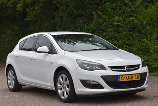 Opel Astra Opel Astra 1.4 Turbo Blitz | NL-Auto | Nav | Cruise Contr | Bluetooth | Trekhaak | 4-Seasons | NAP | Netjes - afbeelding nr 27