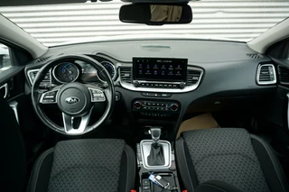 Kia Ceed Sportswagon Kia Ceed Sportswagon PHEV Dynamic+Line AFN.HAAK | CRUISE | NAVI | KEYLESS | CARPLAY! - afbeelding nr 14