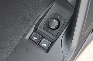 SEAT Ibiza SEAT Ibiza 1.0 TSI 95pk Style Business Intense ECC/cruise/navi/camera - afbeelding nr 28