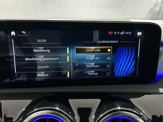 Mercedes-Benz A-Klasse Mercedes-Benz A-Klasse 250e AMG// Panoramadak // Memory // MultiBeam LED // Keyless // Magno Grijs // Augmented - afbeelding nr 22