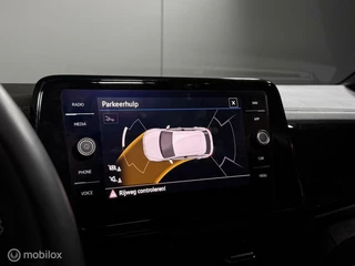 Volkswagen T-Roc Volkswagen T-Roc 1.5 TSI 3X R-LINE | UNIEK | CARPLAY | PANO - afbeelding nr 22